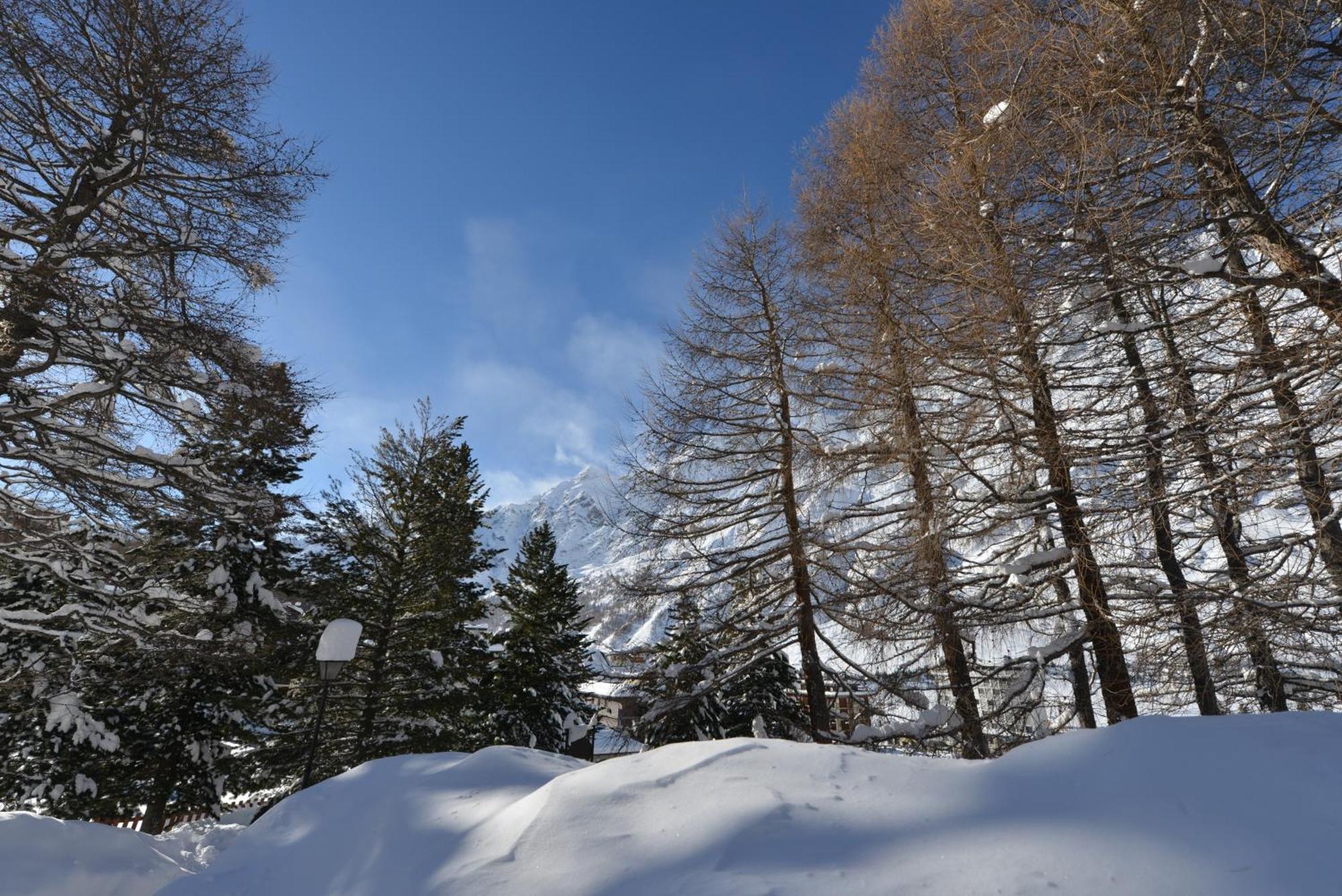 Mollino Rooms Breuil-Cervinia Exteriér fotografie