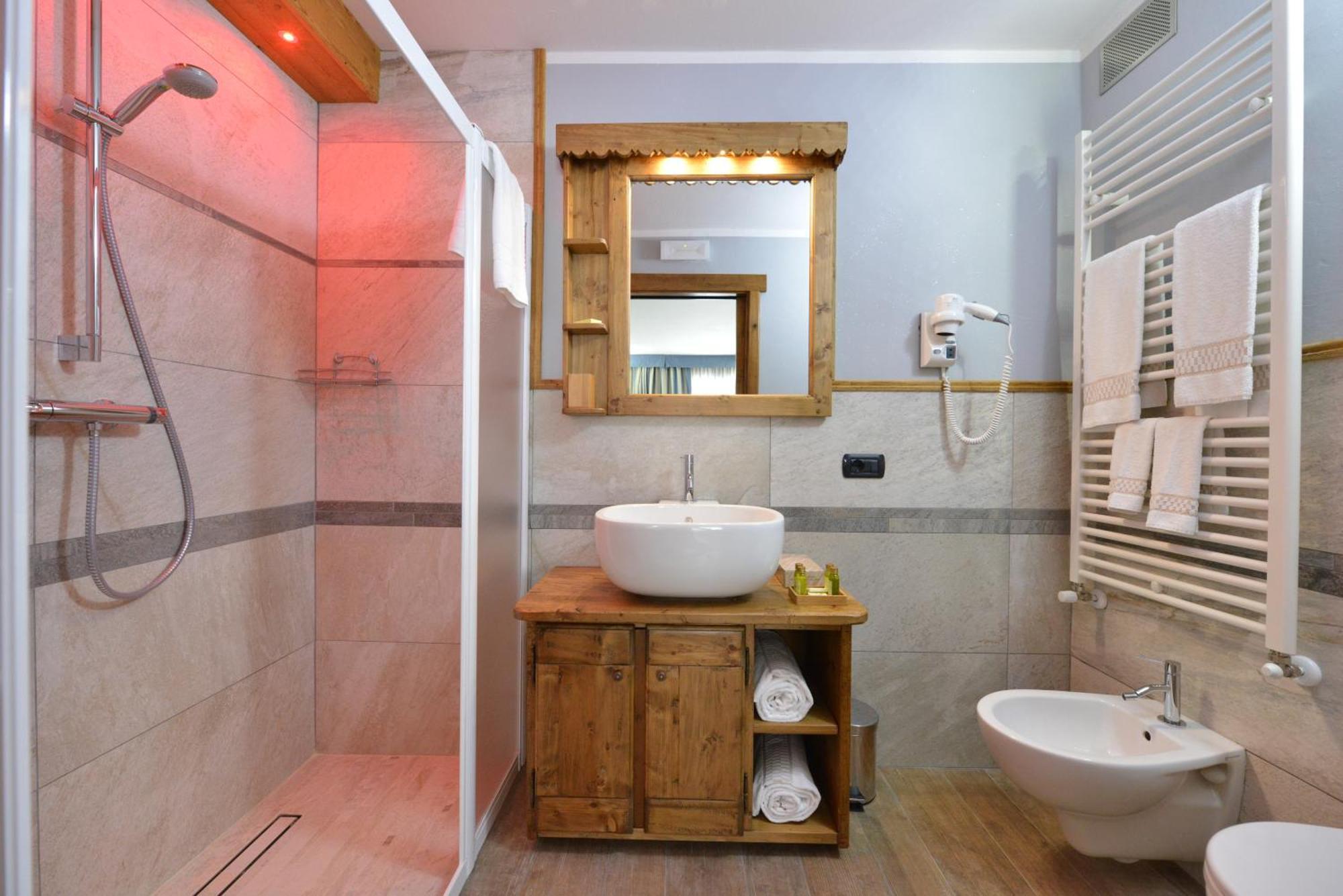 Mollino Rooms Breuil-Cervinia Exteriér fotografie