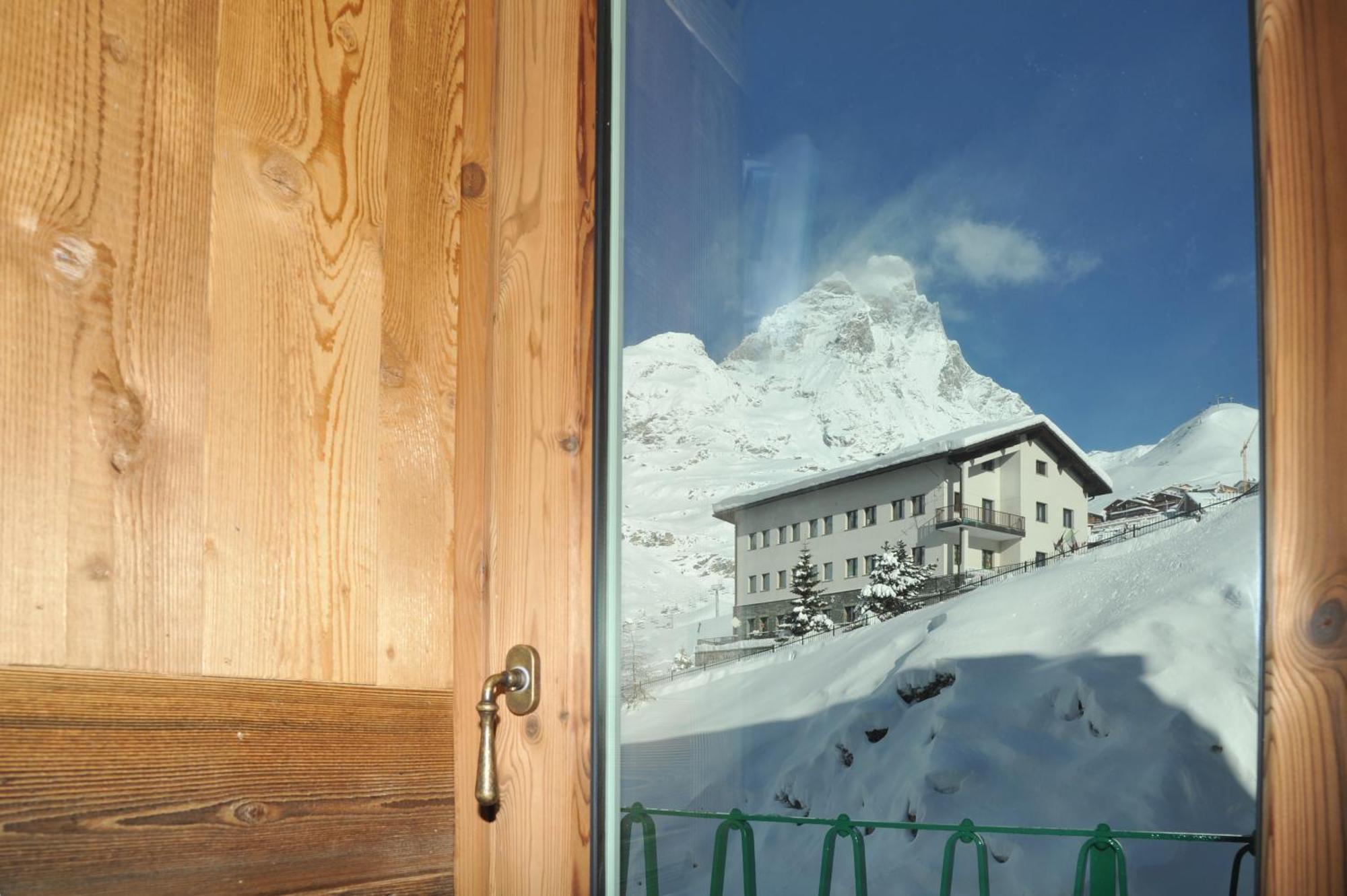 Mollino Rooms Breuil-Cervinia Exteriér fotografie