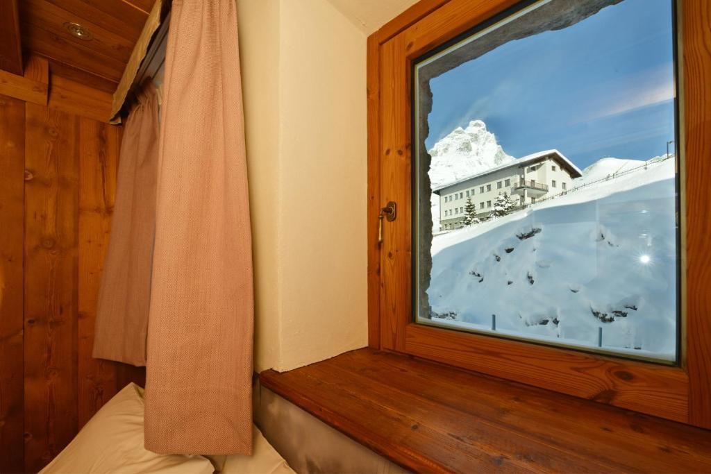 Mollino Rooms Breuil-Cervinia Pokoj fotografie